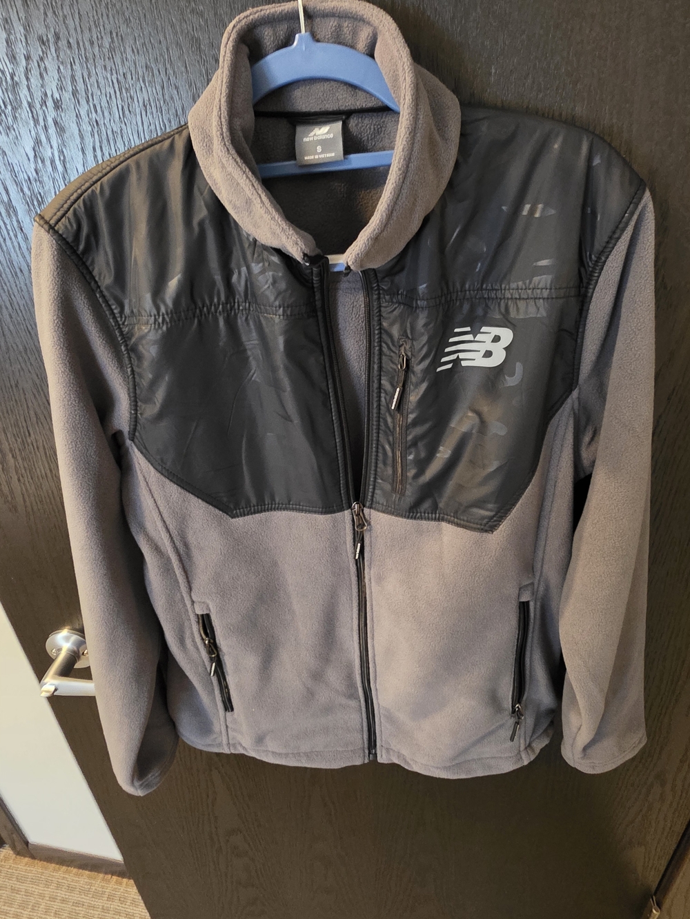 New Balance Men's Grey Fleece Hybrid Jacket